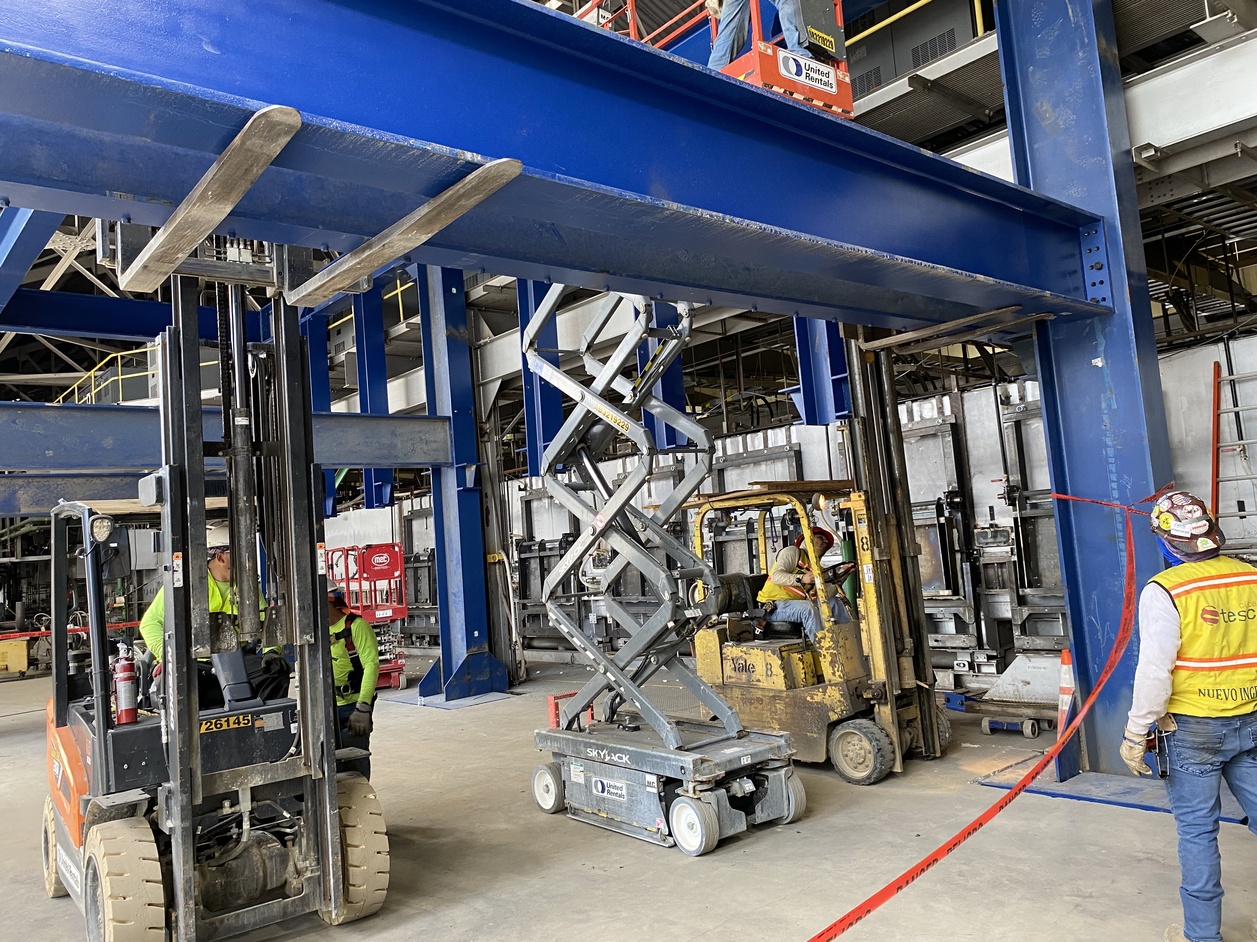 Global Tesca field personnel on an industrial project